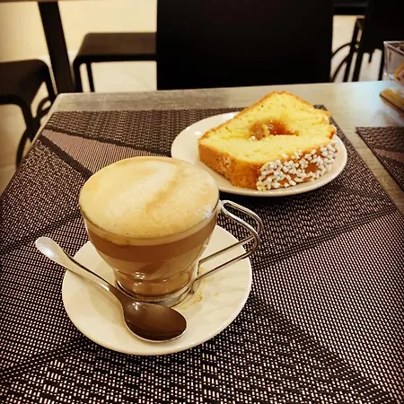 Nocleg ze śniadaniem Mercadante Bari