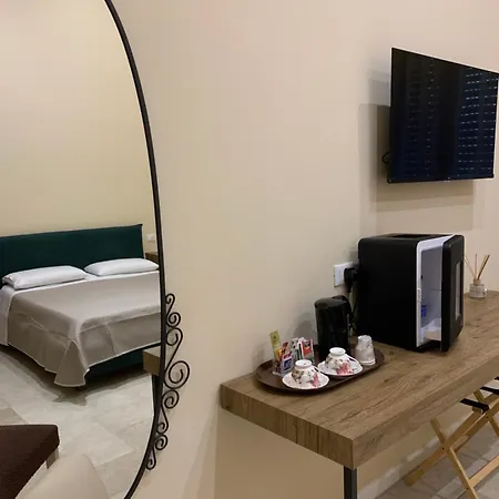 ベッド・アンド・ブレックファスト Mercadante 3*