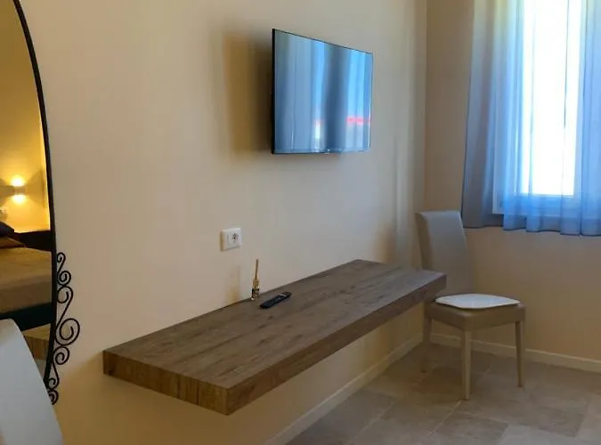 Bed & Breakfast Mercadante 3*